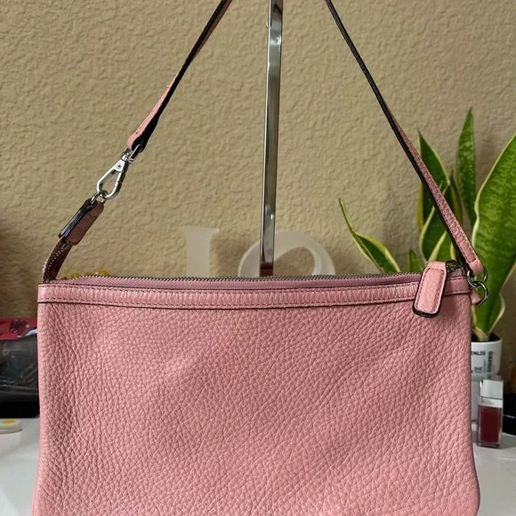 MCM PINK POUCHETTE - Picture 2 of 16